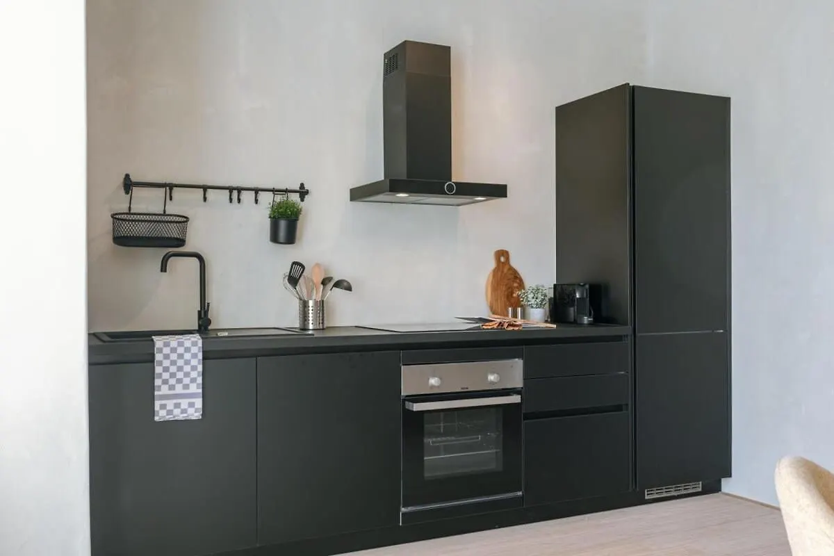 Huswell - Industrial Apartment With Terrace In 안트베르펜
